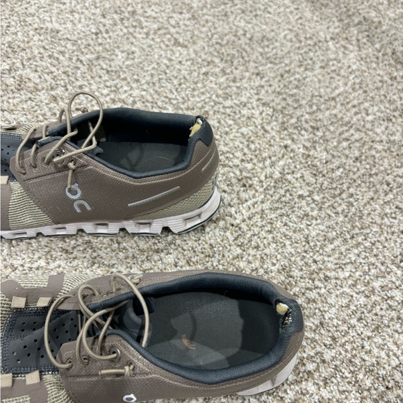 On Running Women’s Tan and Gray Sneakers - Picture 5 of 5
